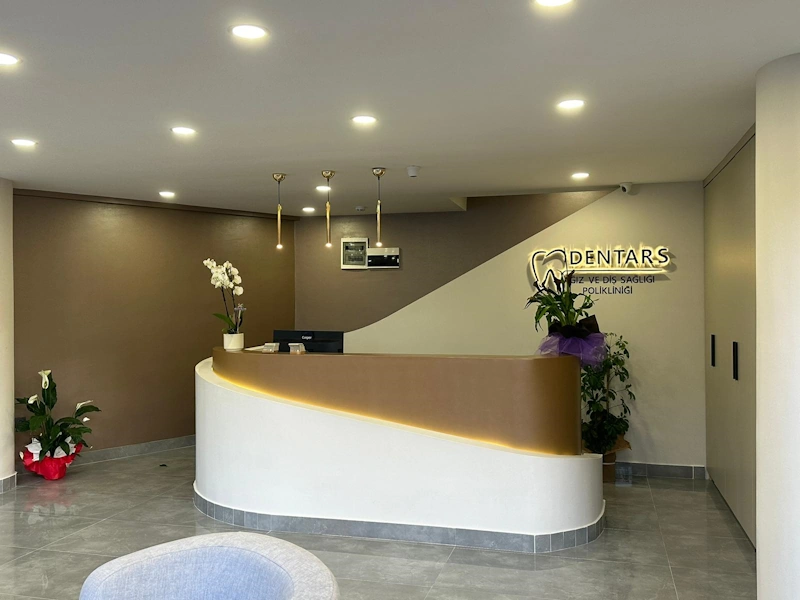 DENTARS DİŞ POLİKLİNİĞİ 01
